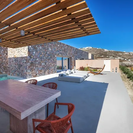 Villa Felicity Cave *