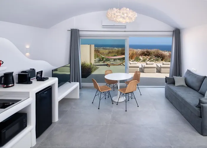 Villa Felicity Cave *