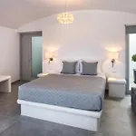 Villa Felicity Cave